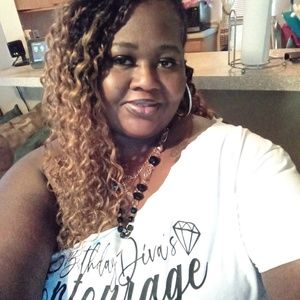 Meet your Posher, Leola